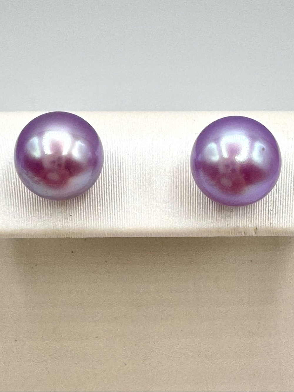Signed Honora Lavender Pearl Stud Earrings 925 Sterling Silver 8mm Feminine